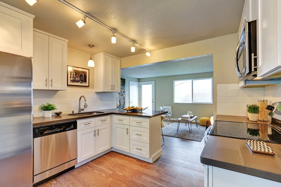 Tips For Choosing The Right Layout For Your Kitchen in Valley Stream, NY
